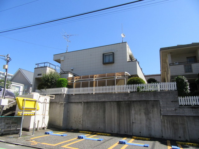 【さいたま市浦和区岸町のマンションの建物外観】