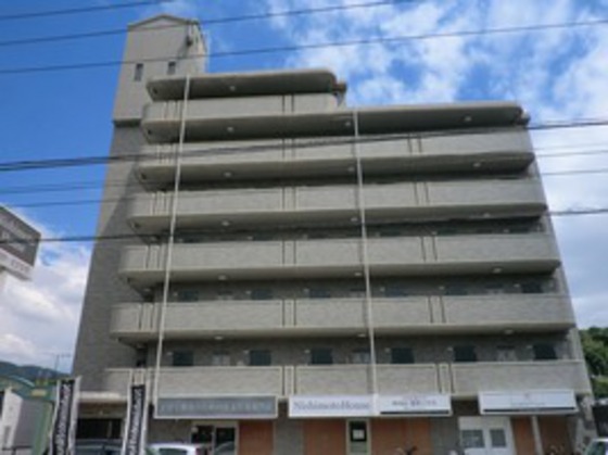 フォルム牛田新町の建物外観