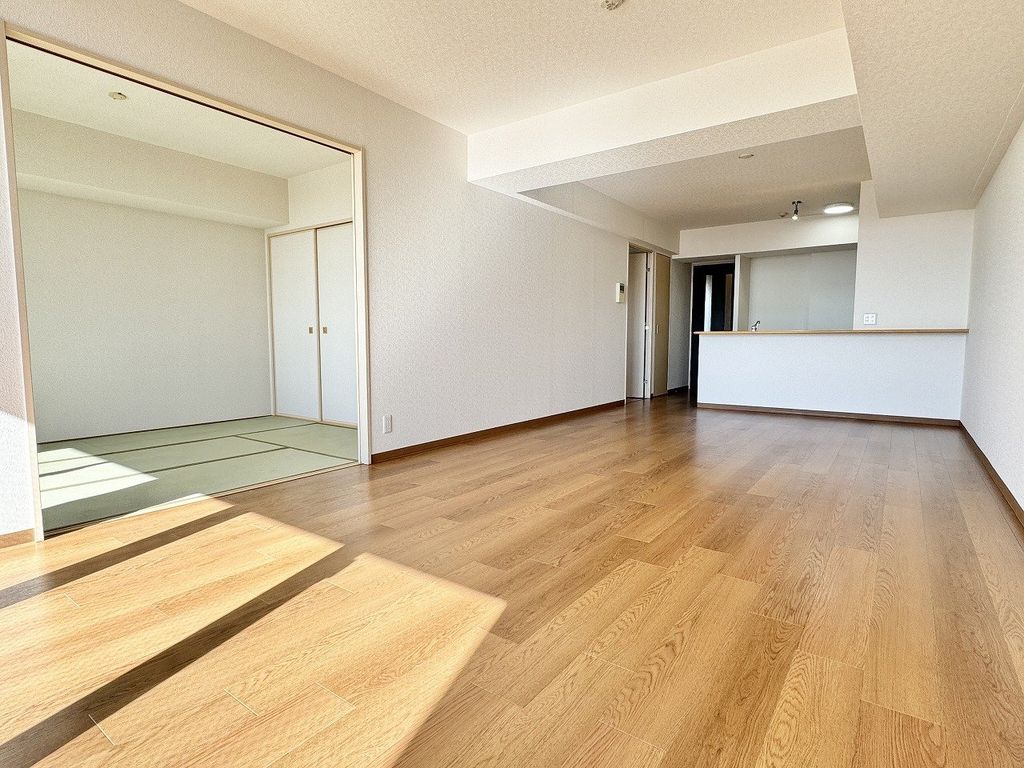 居室・リビング　リビングダイニングキッチン約19.3帖