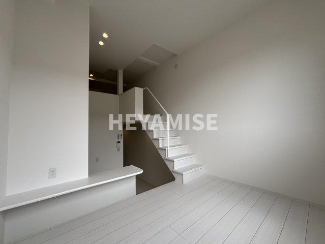 居室・リビング　※別号室の室内写真※