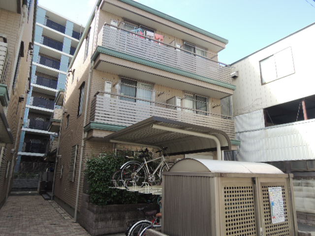 MAISON　PLEASUREIIの建物外観