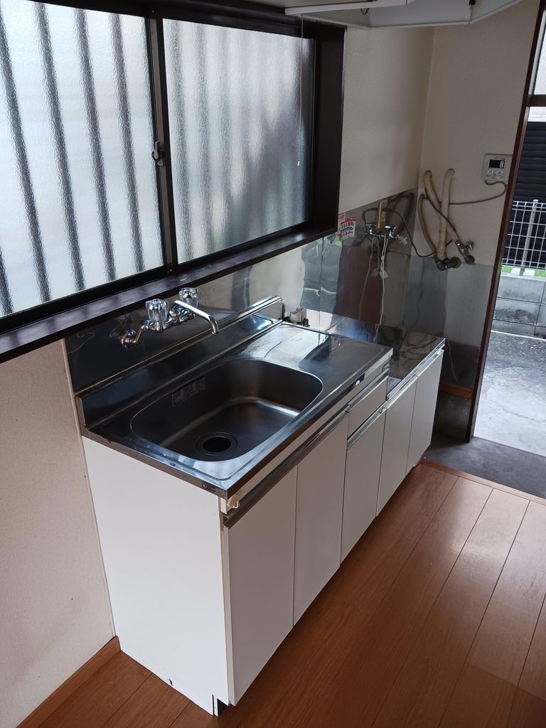 キッチン　バルコニー