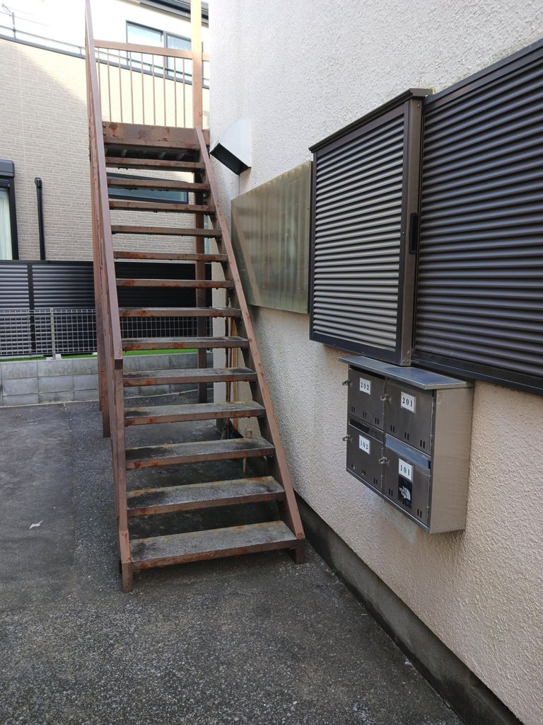 エントランス　駐車場