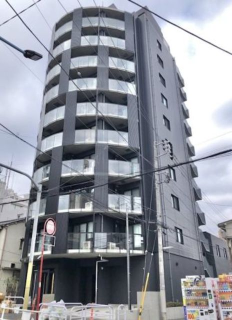 新宿区若松町のマンションの建物外観