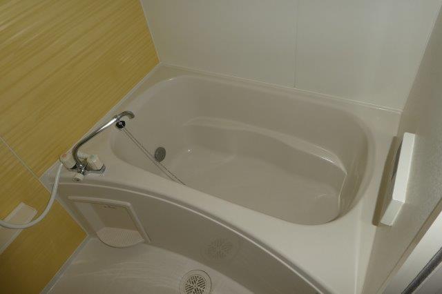 バス・シャワールーム　追い焚きバス