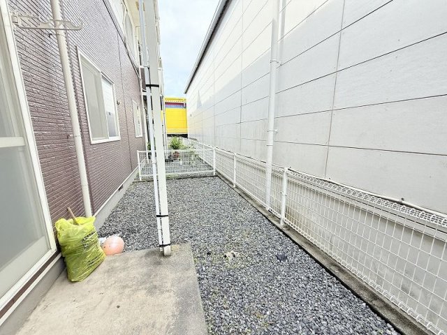 バルコニー　陽当たり良好なベランダです♪
