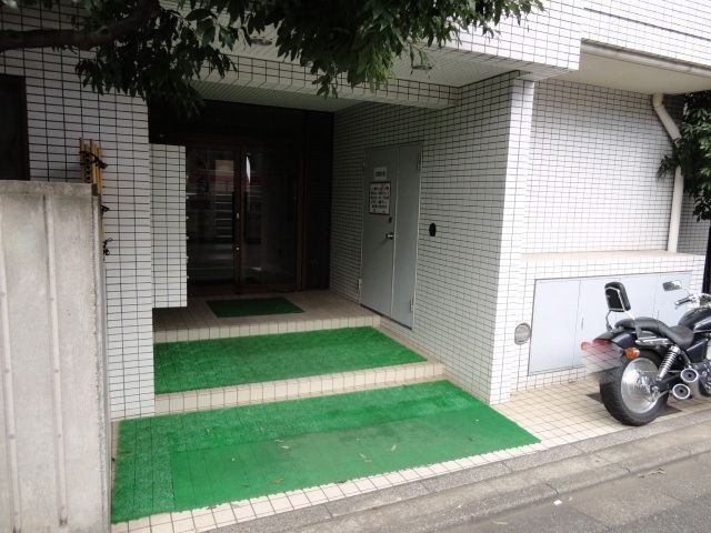 エントランス　エントランス