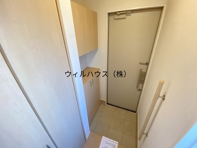 玄関　下駄箱有り！