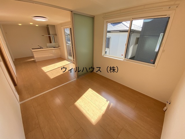 その他部屋・スペース　明るい洋室！