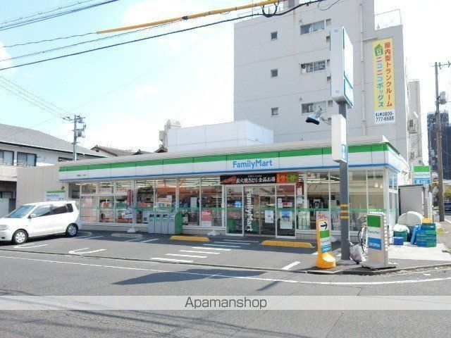 コンビニ　ファミリーマート清輝橋一丁目店（コンビニ）まで386m
