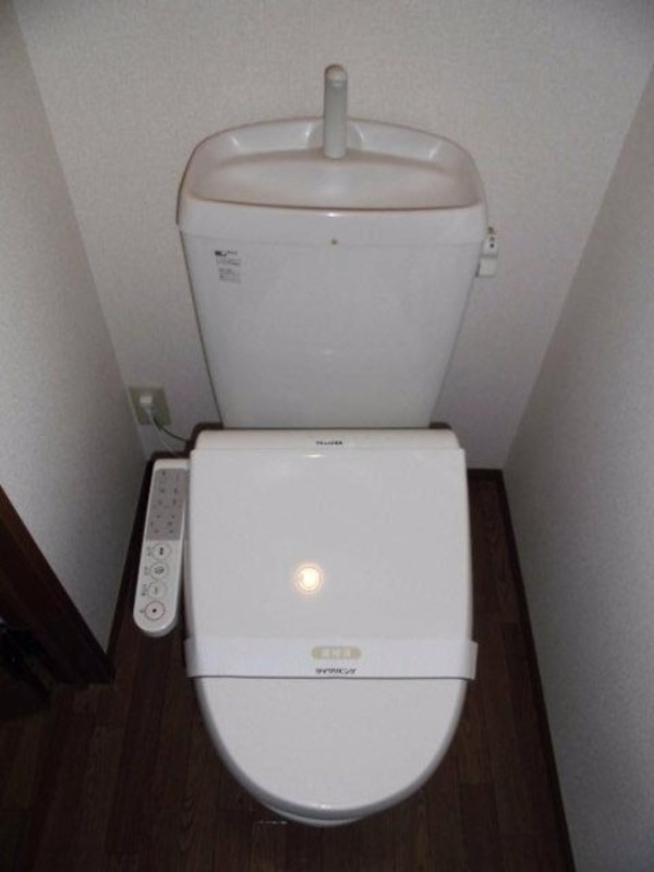 トイレ　図面と現状に相違がある場合には現状を優先