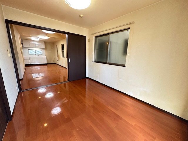 居室・リビング　※クリーニング前