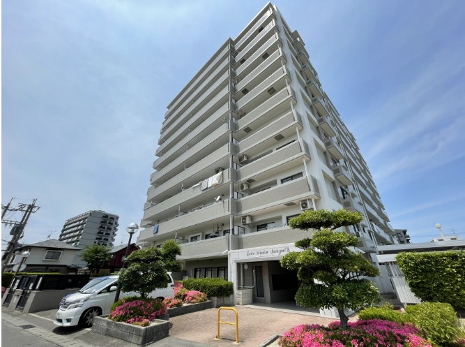 建物外観　篠栗町でのお部屋探しは、トーマスリビング粕屋店へご相談下さい