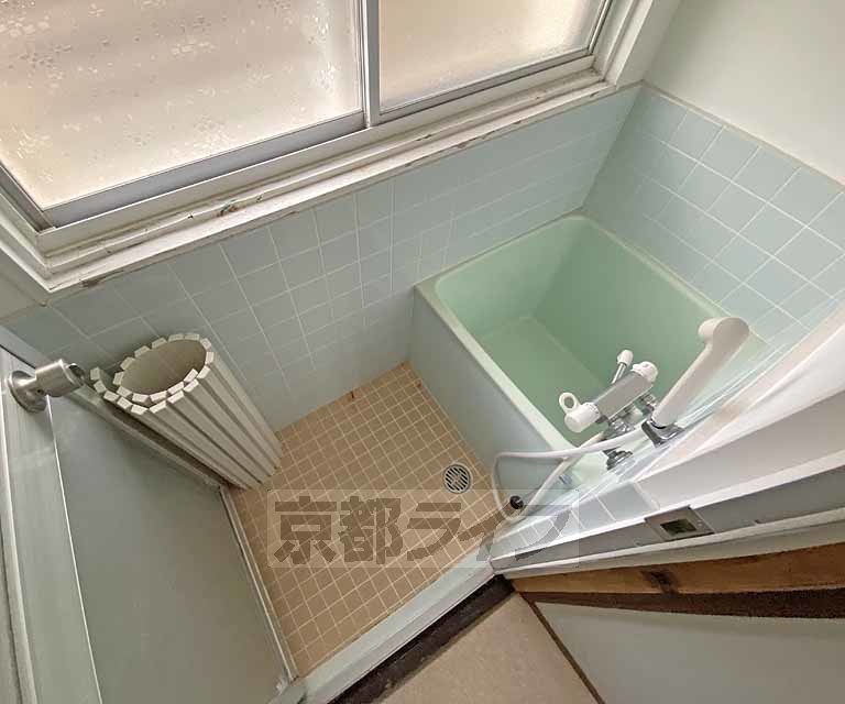 バス・シャワールーム　コンパクトに纏まったキッチンです。