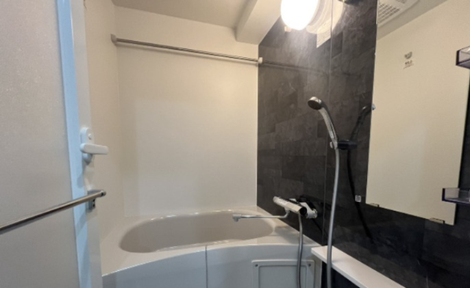 バス・シャワールーム　別部屋参考写真