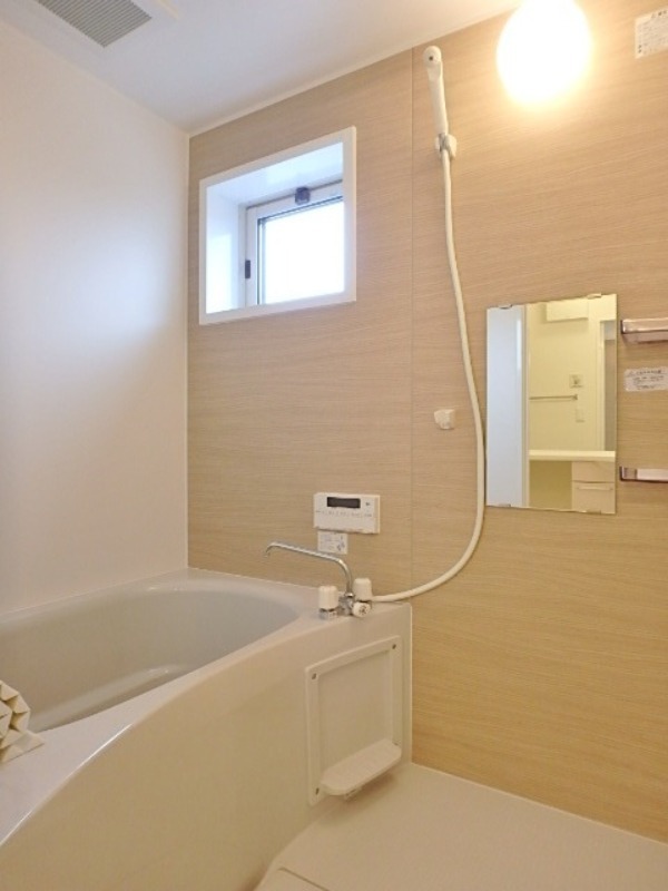 バス・シャワールーム　図面と現状に相違がある場合には現状を優先