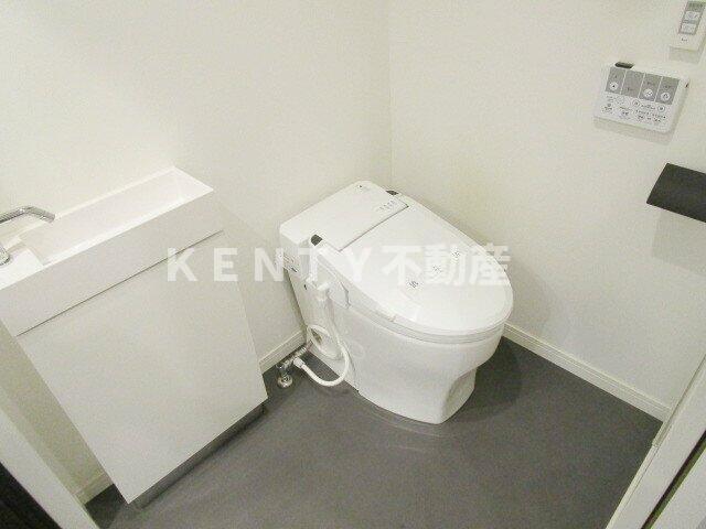 トイレ　ゆったりとした空間のトイレです