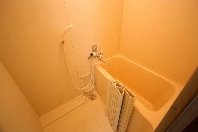 バス・シャワールーム　※別号室のお写真のため現況優先