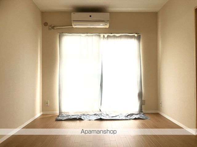 ひばり野ハイツの居間写真
