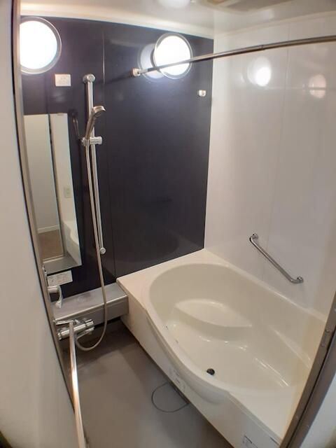 バス・シャワールーム　お風呂です