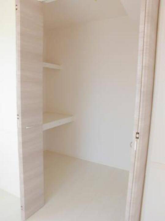 収納　ウォークインクローゼット