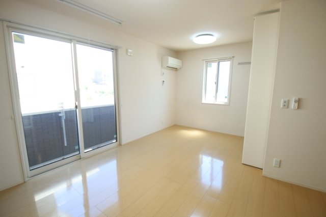 居室・リビング　洋室