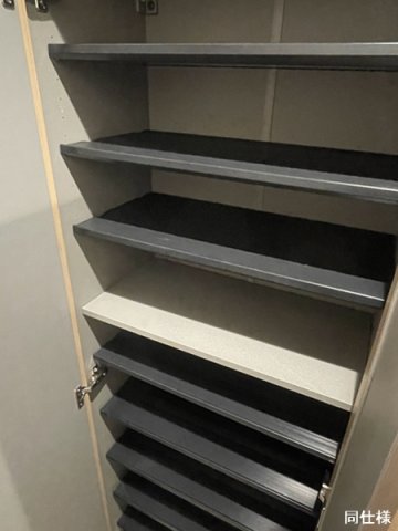 玄関　大容量のシューズボックス※同仕様