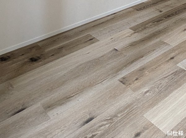 居室・リビング　高級感のある室内デザイン※同仕様