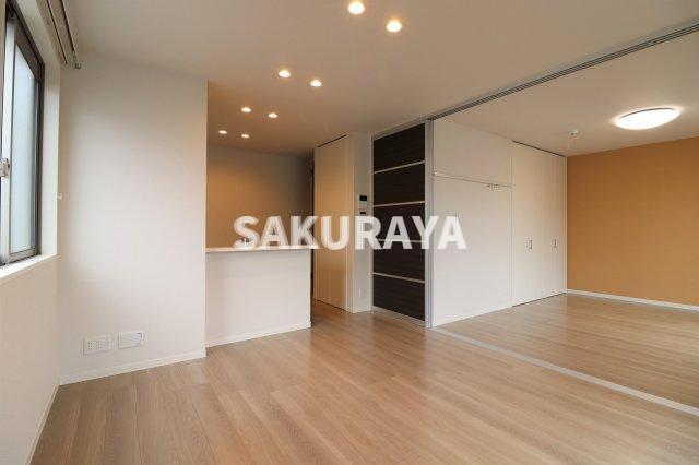 居室・リビング　2019年撮影。現況と異なる場合がございます。