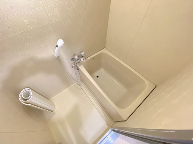 バス・シャワールーム　別部屋イメージ写真