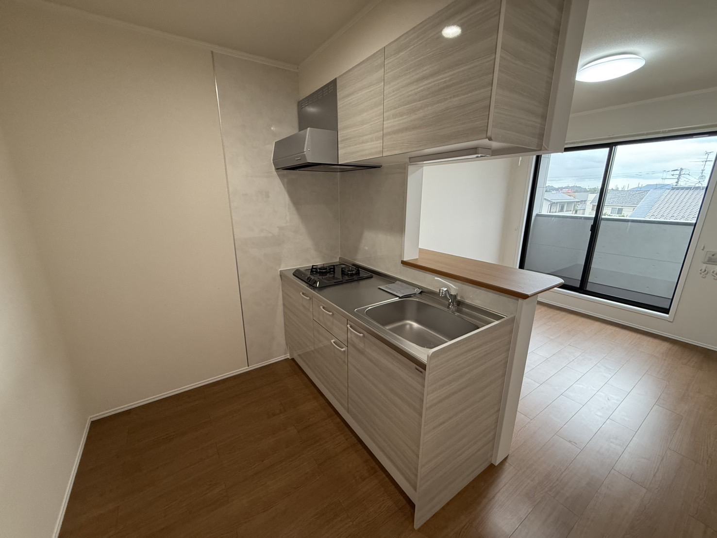 キッチン　※内観写真・動画・パノラマは同物件同タイプ間取りのものです