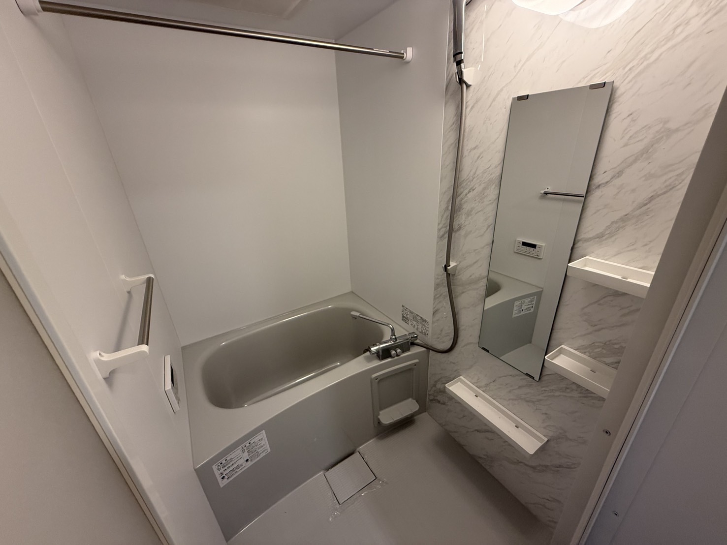 バス・シャワールーム　※内観写真・動画・パノラマは同物件同タイプ間取りのものです