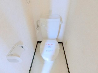 トイレ　同タイプ内観です