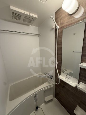 バス・シャワールーム　Alivis放出　浴室