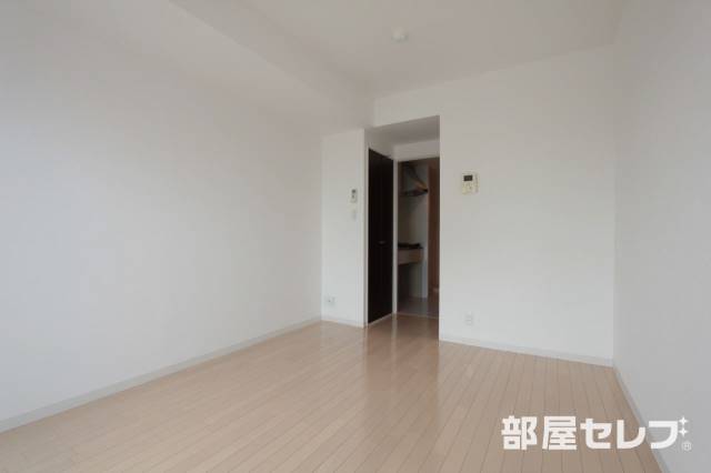 その他部屋・スペース　反対から見た様子