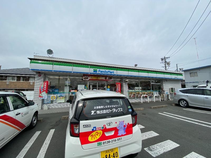 コンビニ　ファミリーマート 掛川成滝東店（コンビニ）まで1212m