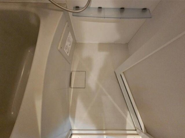 バス・シャワールーム　別部屋参考写真になります