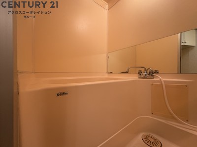 バス・シャワールーム　シンプルで機能的なユニットバスです！