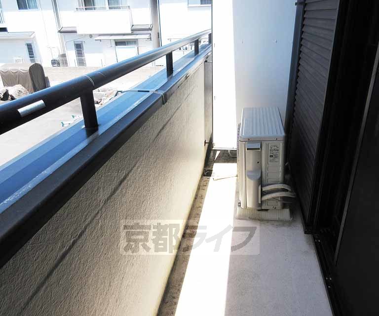 バルコニー　ゆとりのあるベランダです！