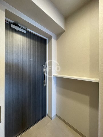 玄関　スプランディッド新大阪VII　玄関
