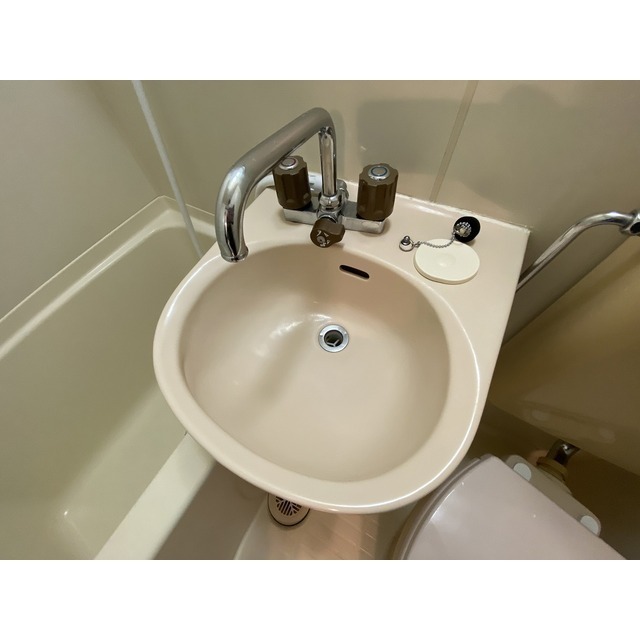 洗面設備　ユニットバス内洗面