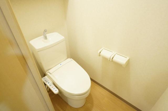 トイレ　シャワー付トイレ