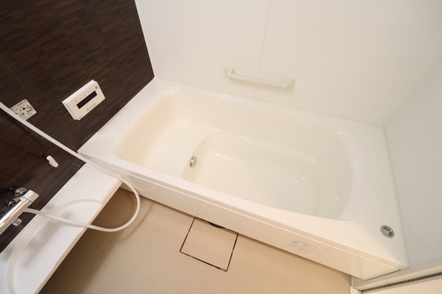 バス・シャワールーム　一坪風呂