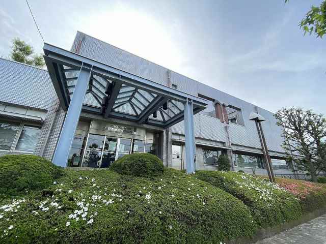 図書館　藤沢市民図書館（図書館）まで166m