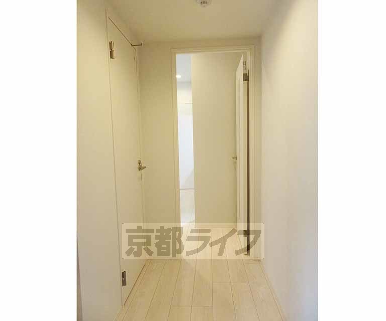 その他部屋・スペース　ゆったりとした廊下です・