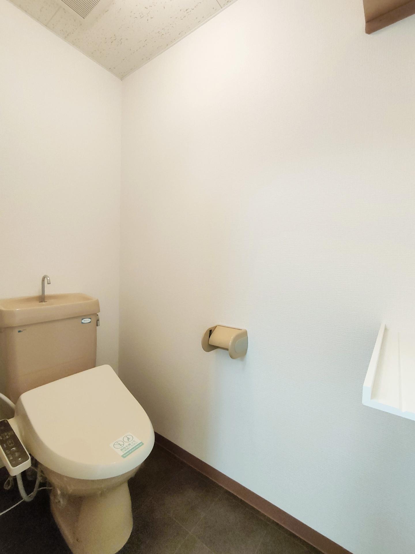 トイレ　トイレ