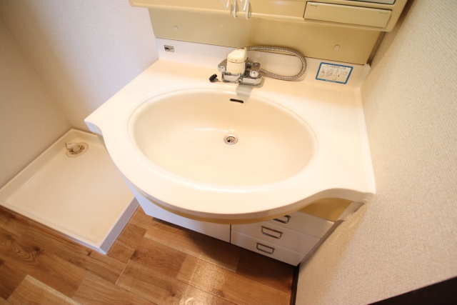 洗面設備　※別室の参考写真の為、現況優先です。