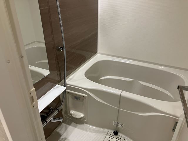 バス・シャワールーム　※写真は同タイプ住戸です。