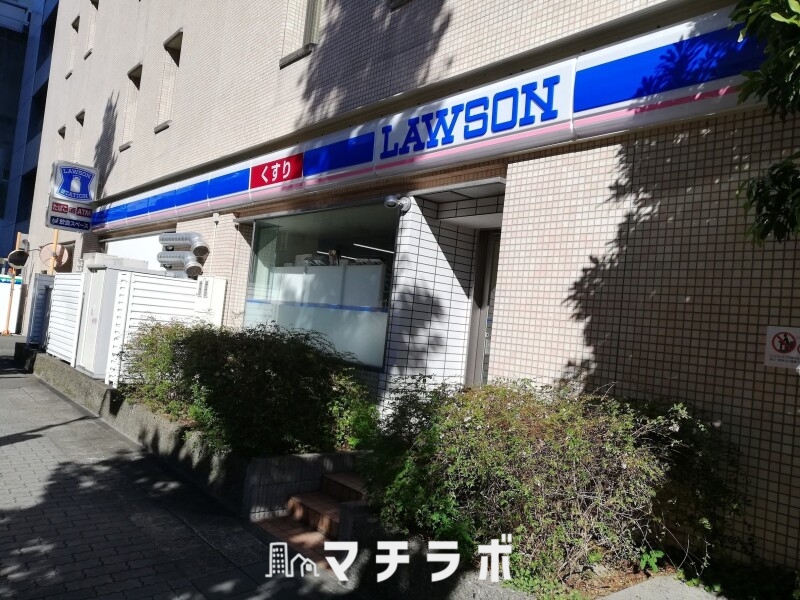 コンビニ　ローソン 上前津店（コンビニ）まで31m