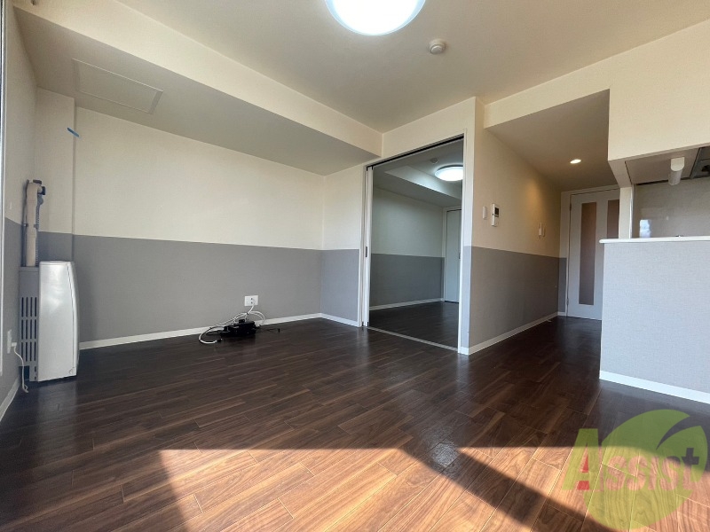 居室・リビング　広くてキレイなお部屋が広がっていて、充実した生活が送れそう。